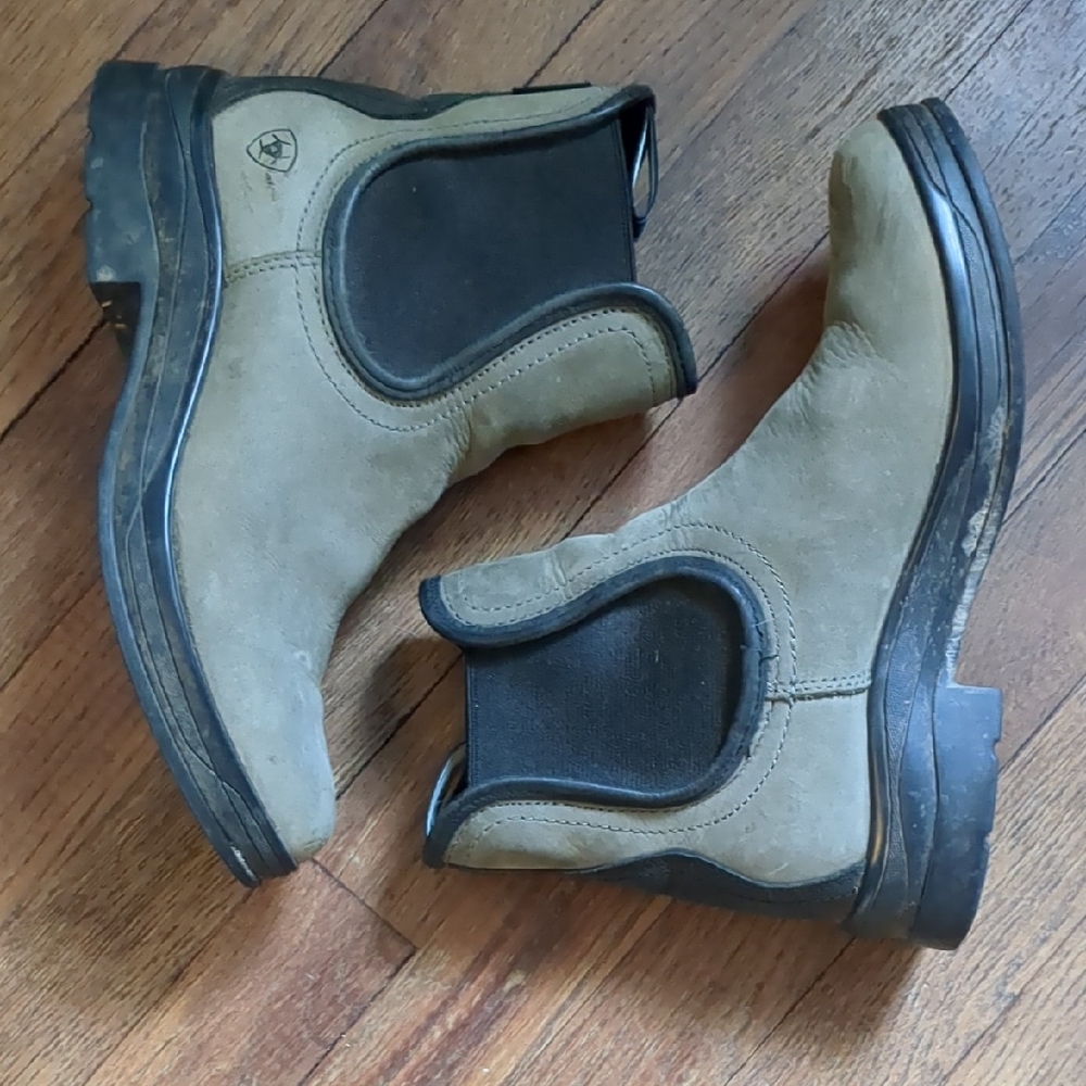 Ariat Women's s Gray-Olive and Black Slip-On Boots